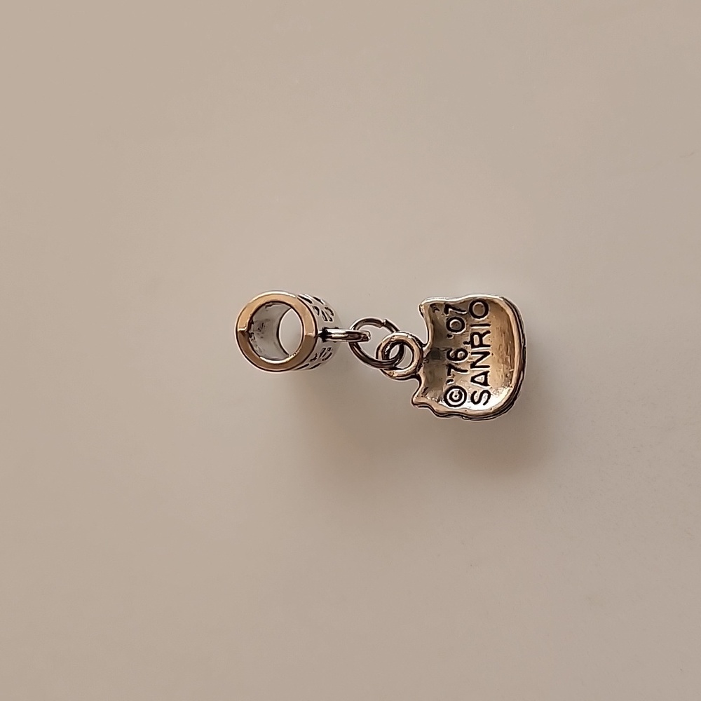 🌺Hello Kitty Charm For Bracelet or Necklace - Picture 5 of 6